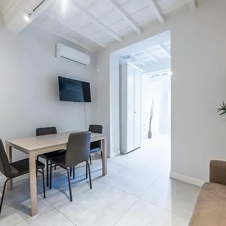 Loft - Ponte Vecchio דירה *